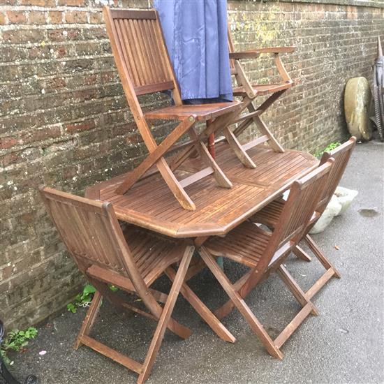 Garden table, 5 chairs & parasol